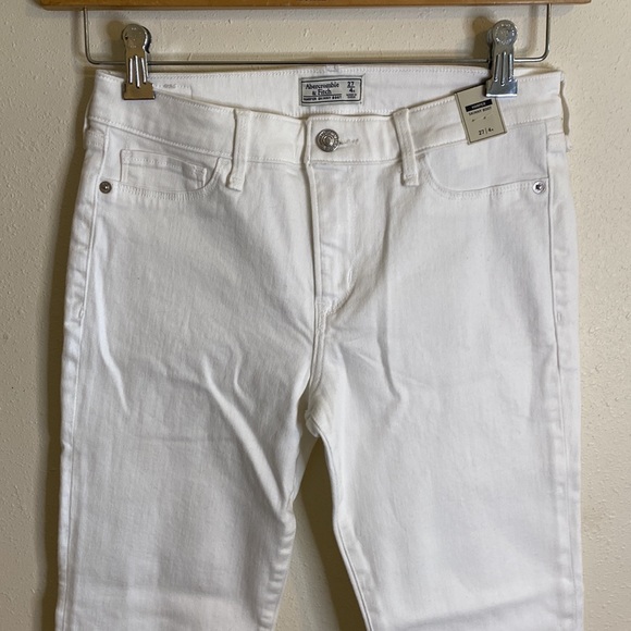 NWT Abercrombie & Fitch Harper Skinny Bootcut White Jeans Sz 27/4 - Picture 3 of 6